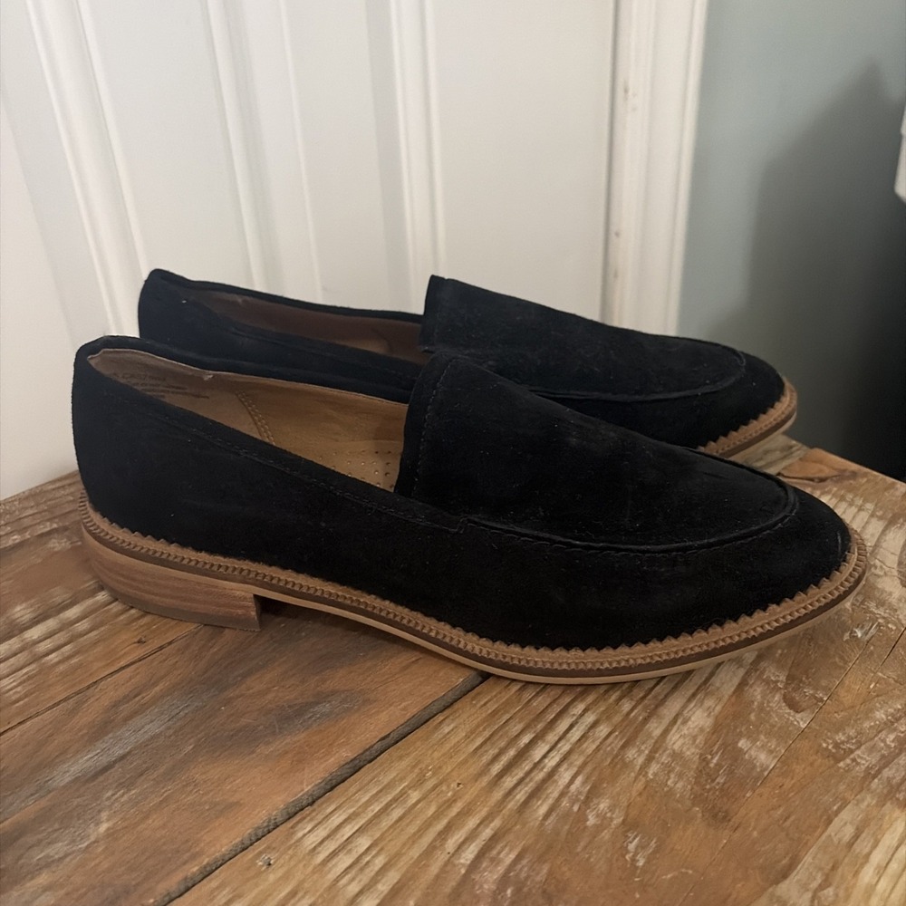 Susina Shoes Womens 8 M Black Suede Loafers Kellen Almond Toe Slip On - Picture 1 of 8